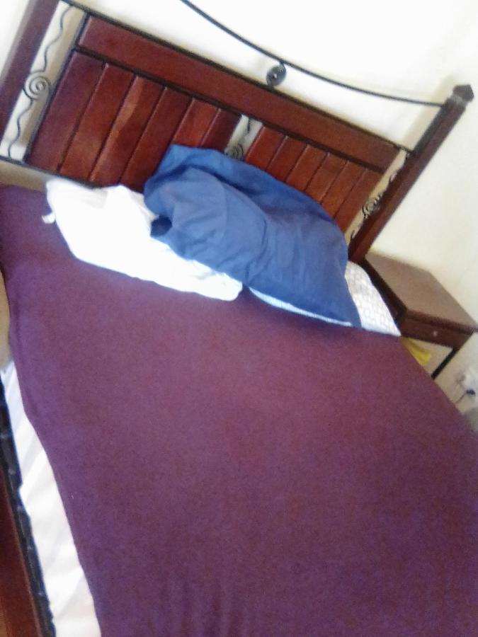 Bed and Breakfast Sugar Shack Backpackers Botswana Gaborone Esterno foto